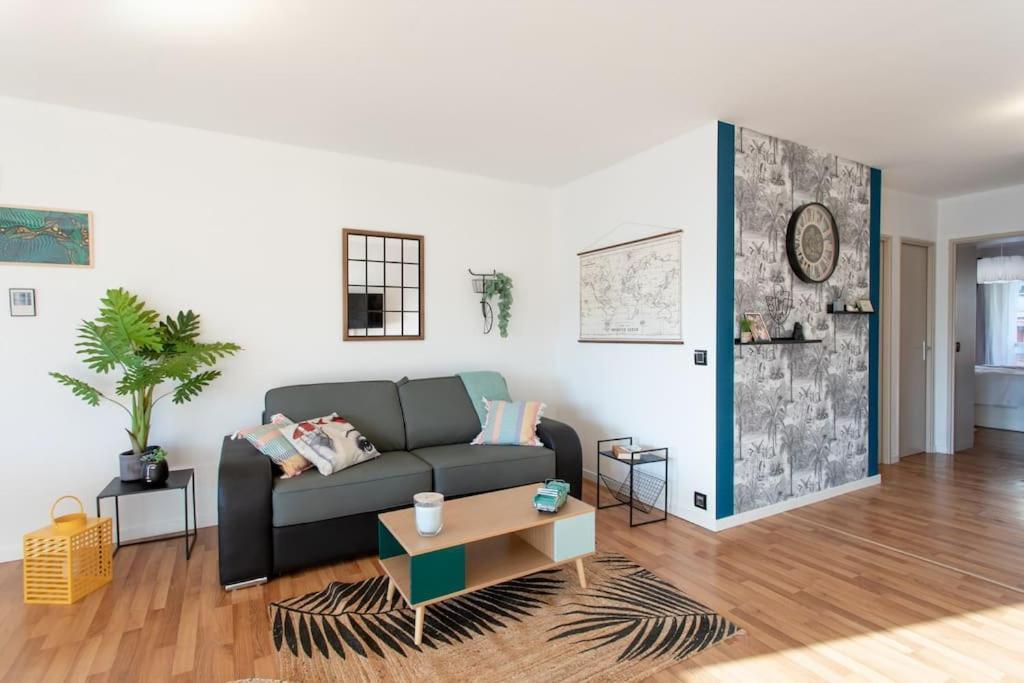 Appartement A10 - 1 Bdr Heart Of Juan Les Pins 5 Min Sea - Ac & Balconies