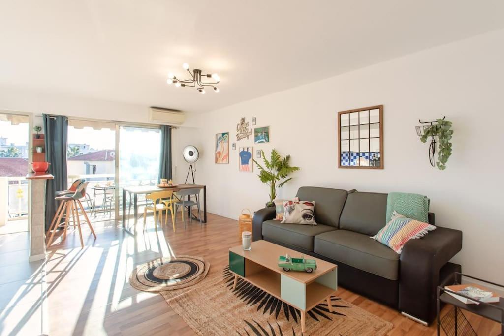 A10 - 1 Bdr Heart Of Juan Les Pins 5 Min Sea - Ac & Balconies Antibes