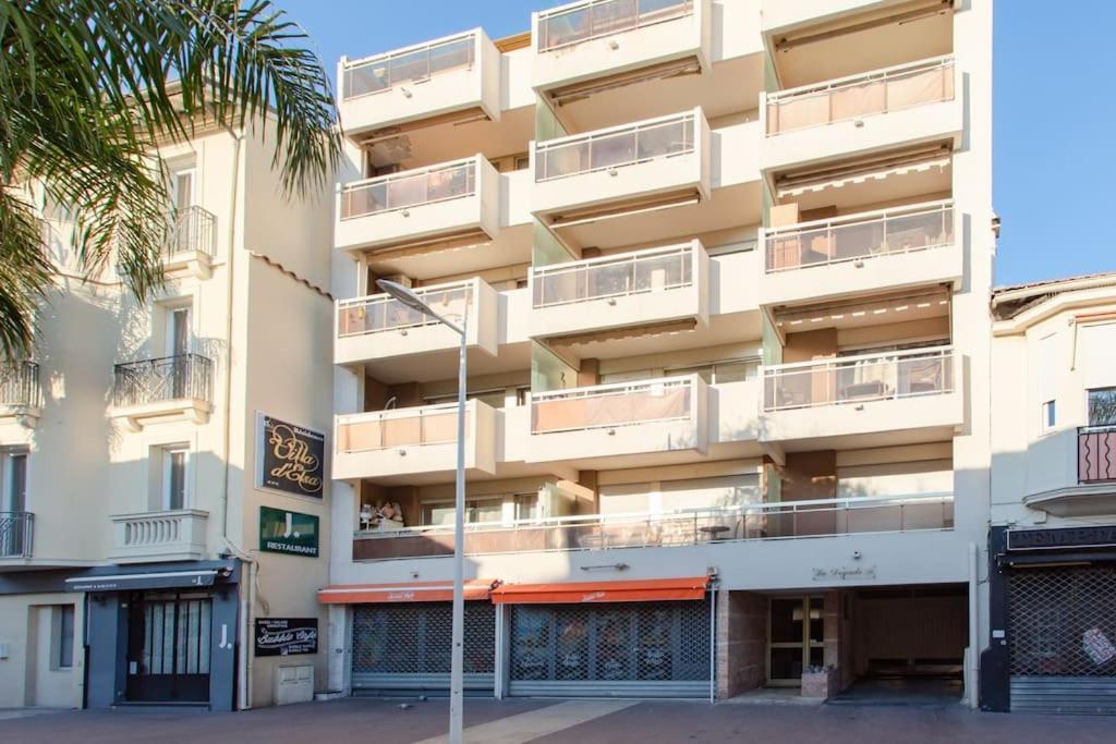 A10 - 1 Bdr Heart Of Juan Les Pins 5 Min Sea - Ac & Balconies Apartment Antibes